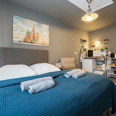 The Liv. - Station *