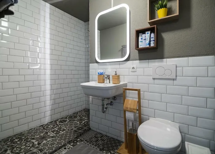 The Liv. - Station Apartamento