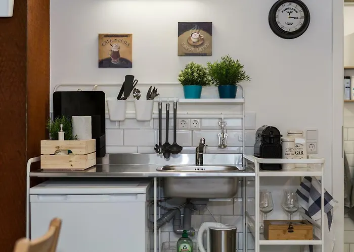 The Liv. - Station * קלן